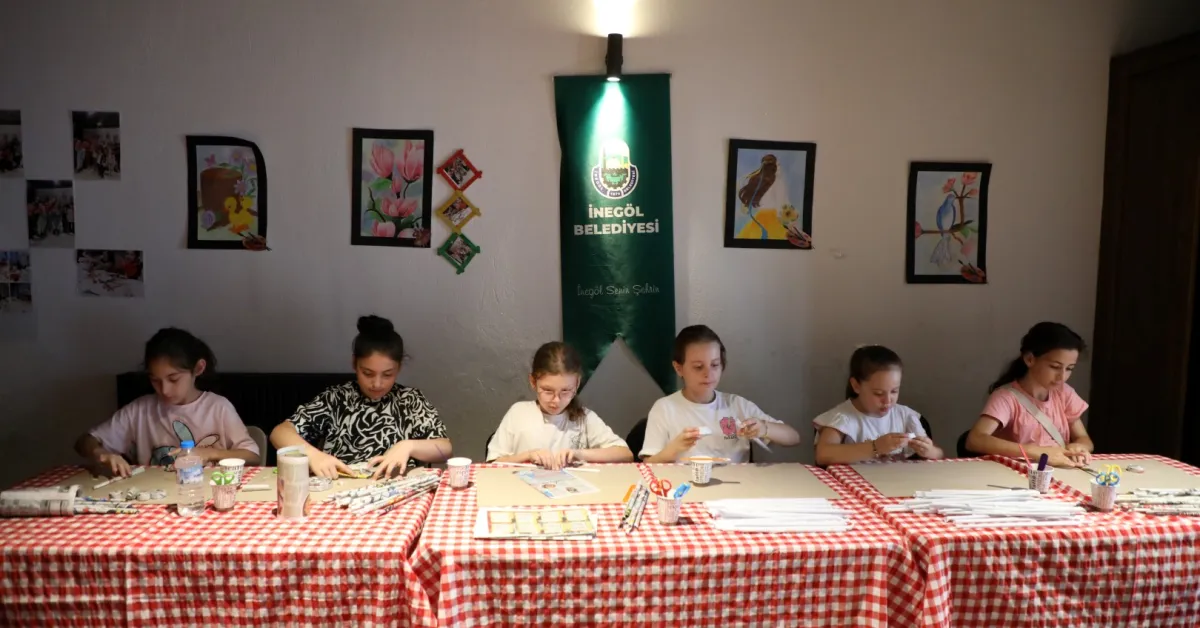 İnegöl’de 200 Çocuk Yaz Tatilinde Sanatla Buluşuyor (3)