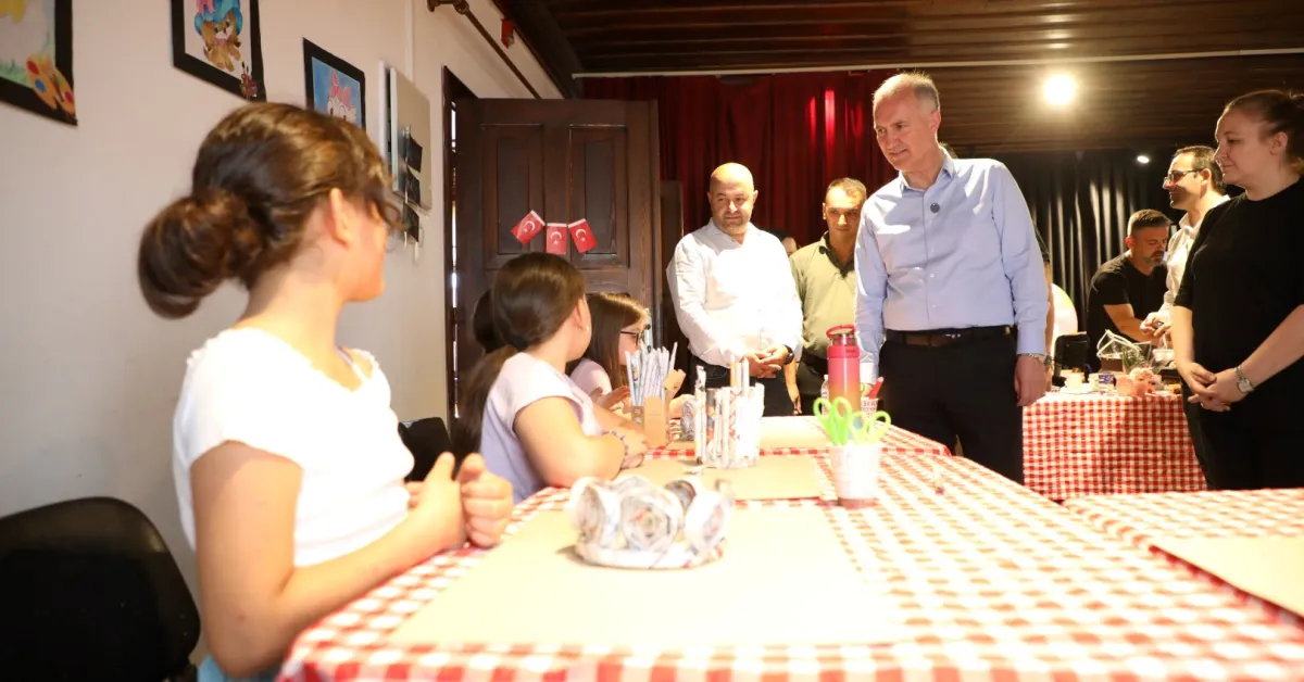 İnegöl’de 200 Çocuk Yaz Tatilinde Sanatla Buluşuyor (5)