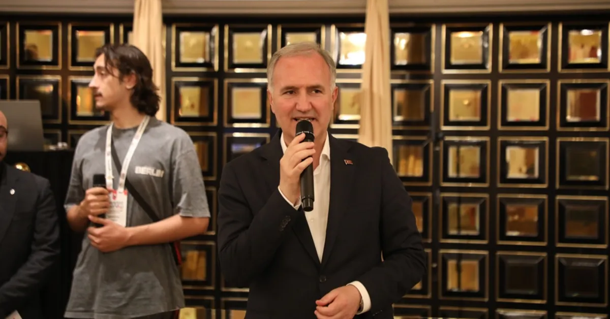 İnegöl’de Kültür Sofrası Kuruldu! 10 Ülke Aynı Masada Buluştu (18)