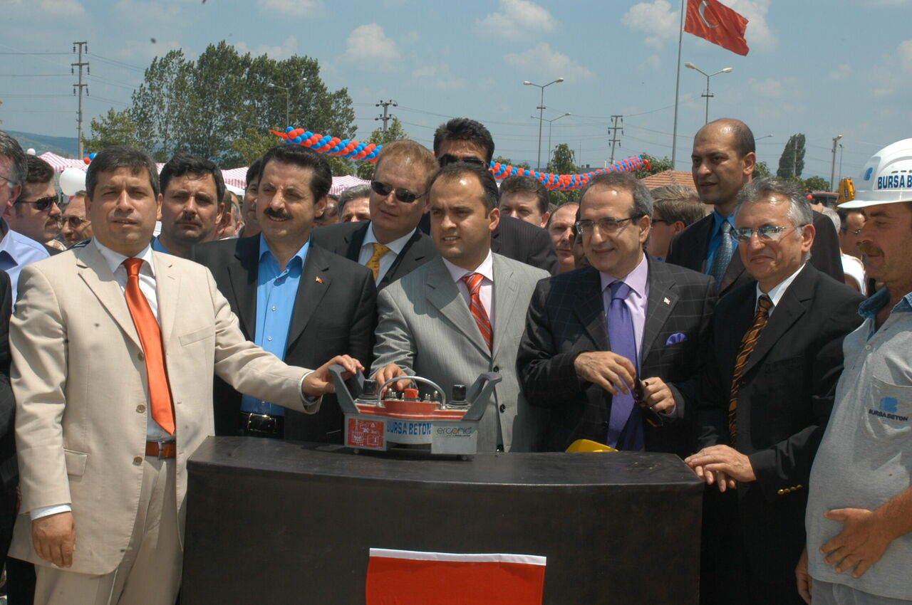 İnegöl’de Modern Semt Pazarı’nın Temeli Atıldı Arsivden Haber Gencgazete (1)