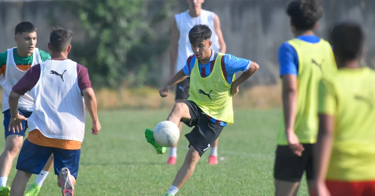 İnegölspor Seçmeleri Tamamlandı! 420 Genç Yetenek Sahada Ter Döktü (8)