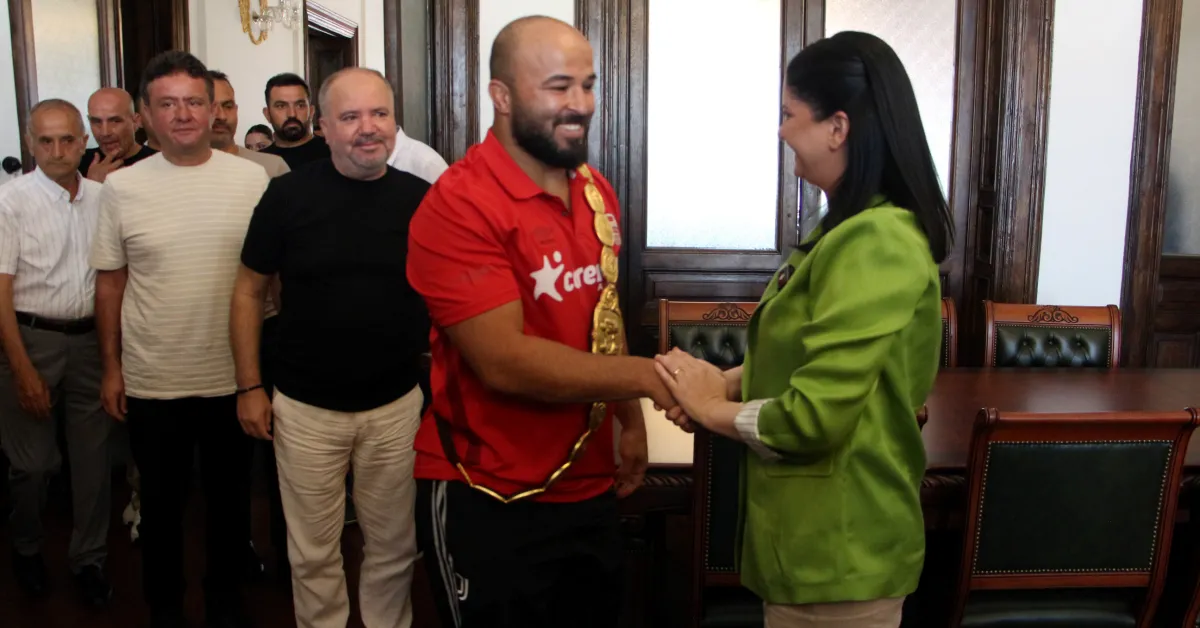 K I R K P I N A R B A S P E H L I V A N I O K U L U K E M E R I N E 803316 237795 Gencgazete