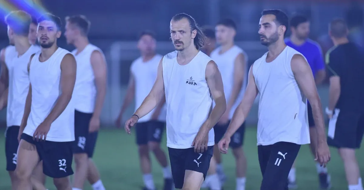 Kafkasspor Teknik Direktörü Kardal'dan Yeni Sezon Öncesi İlk Sözler (5)