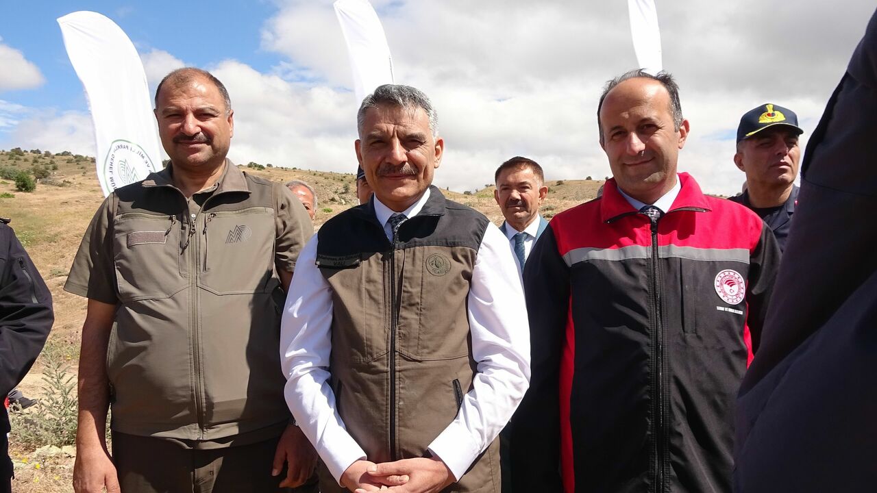 Kene Savar Keklikler Doğaya Salındı (6)