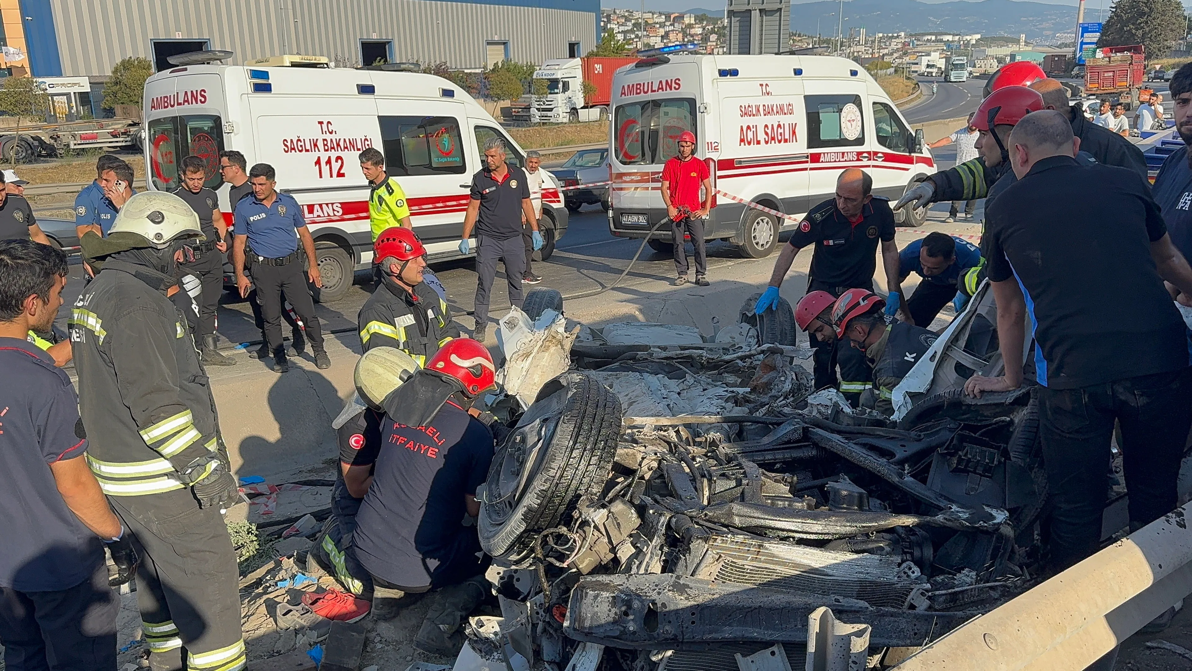 Kocaeli’de Tir Dehşet Saçtı! Çok Sayıda Ölü Var! (3)
