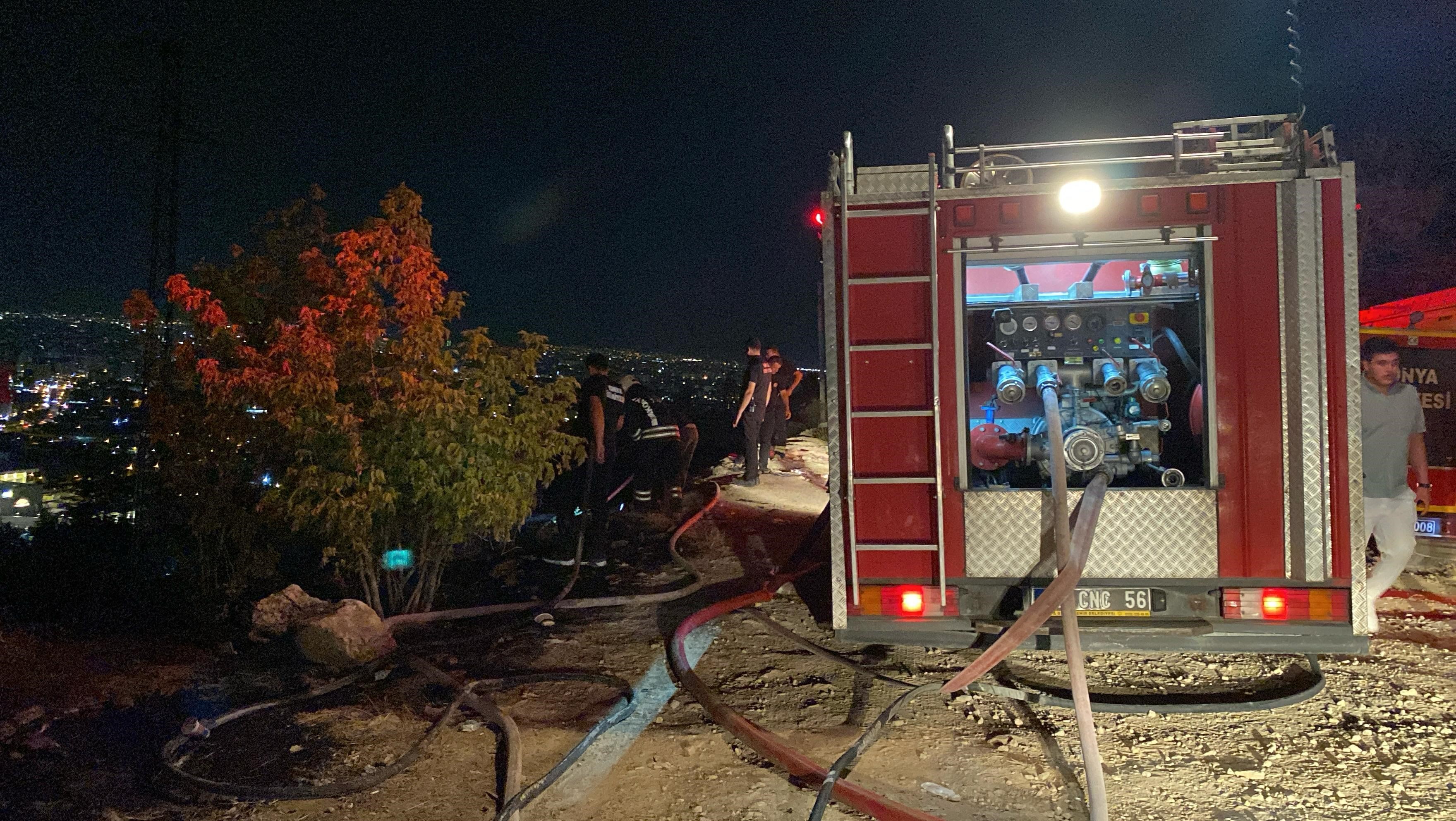 Konya'da Atılan Havai Fişek Ağaçlık Alanı Yaktı! (4)