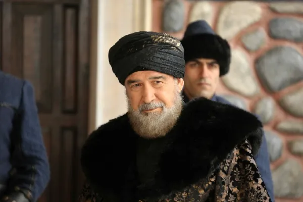 Kuruluş Osman Bitti Mi Burak Özçivit Ayrıldı Mı, Yerine Kim Gelecek (1)