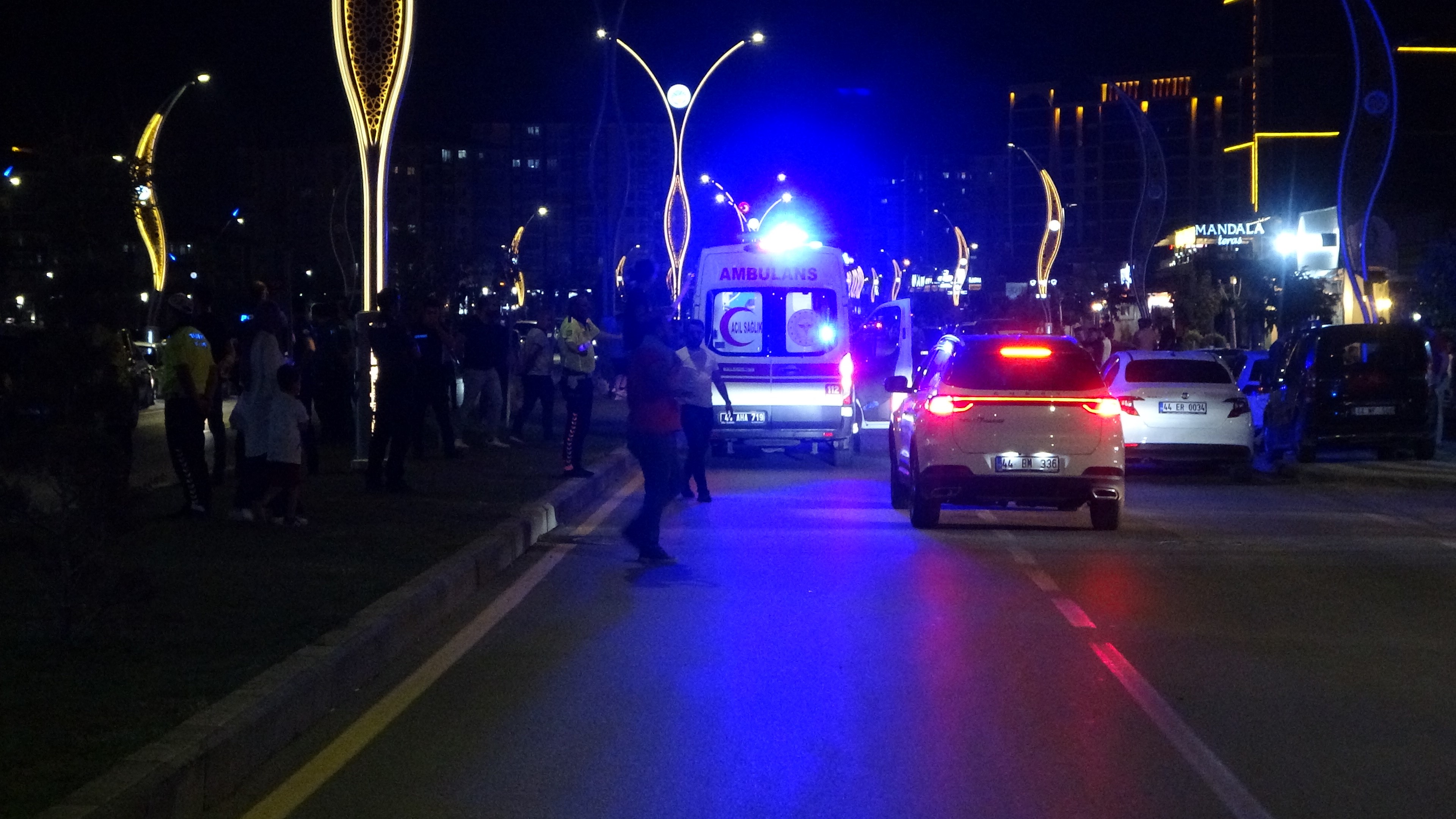 Malatya’da Asker Konvoyu Ortalığı Karıştırdı (1)