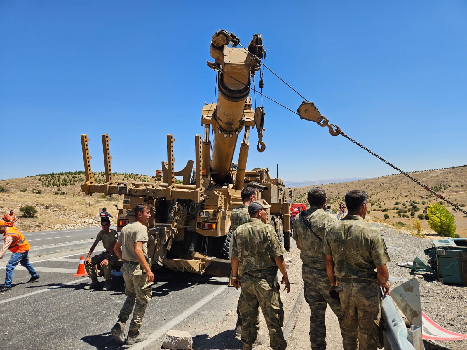 Malatya'da Askeri Araç Devrildi 2 Asker Yaralandı (2)