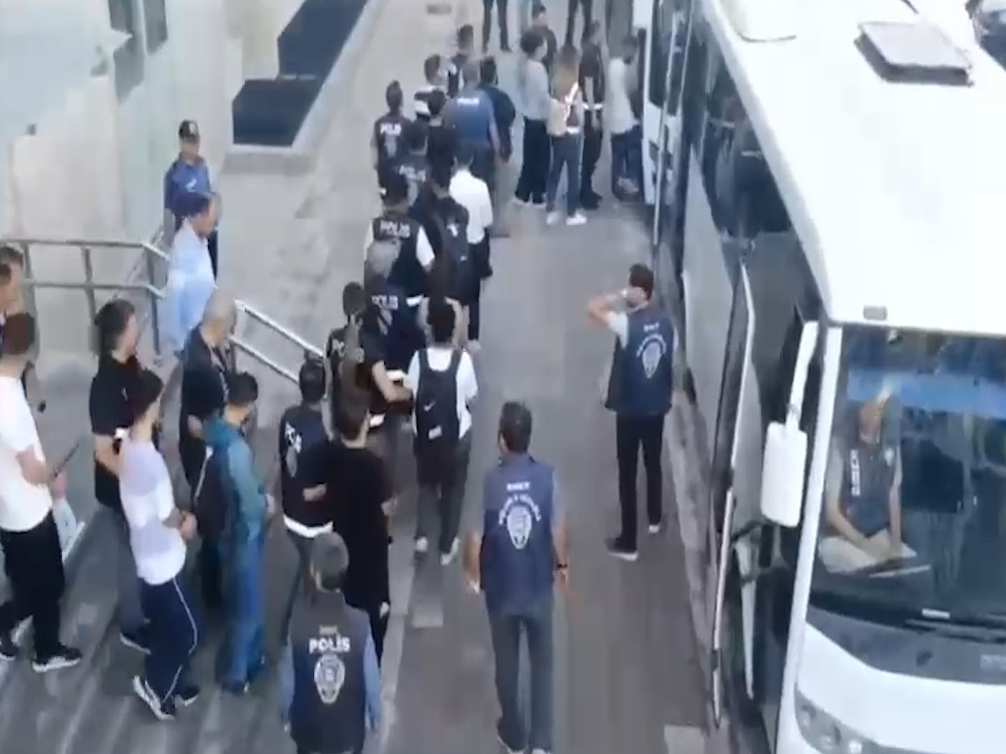 Niğde Merkezli 12 İlde Yasa Dışı Bahis Operasyonu 31 Kişi Tutuklandı (4)