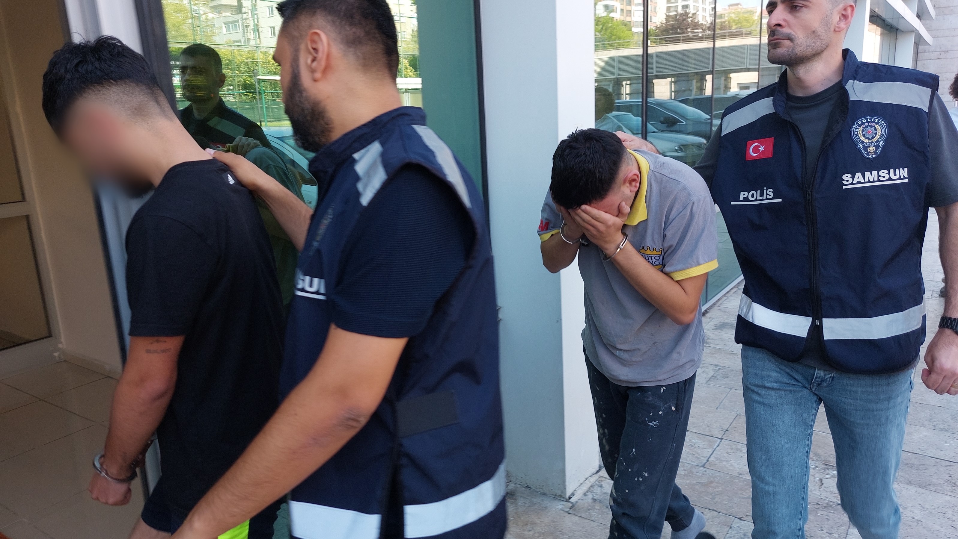 Okuldan Para Çalan 2'Si Çocuk 4 Kişi Yakalandı (3)