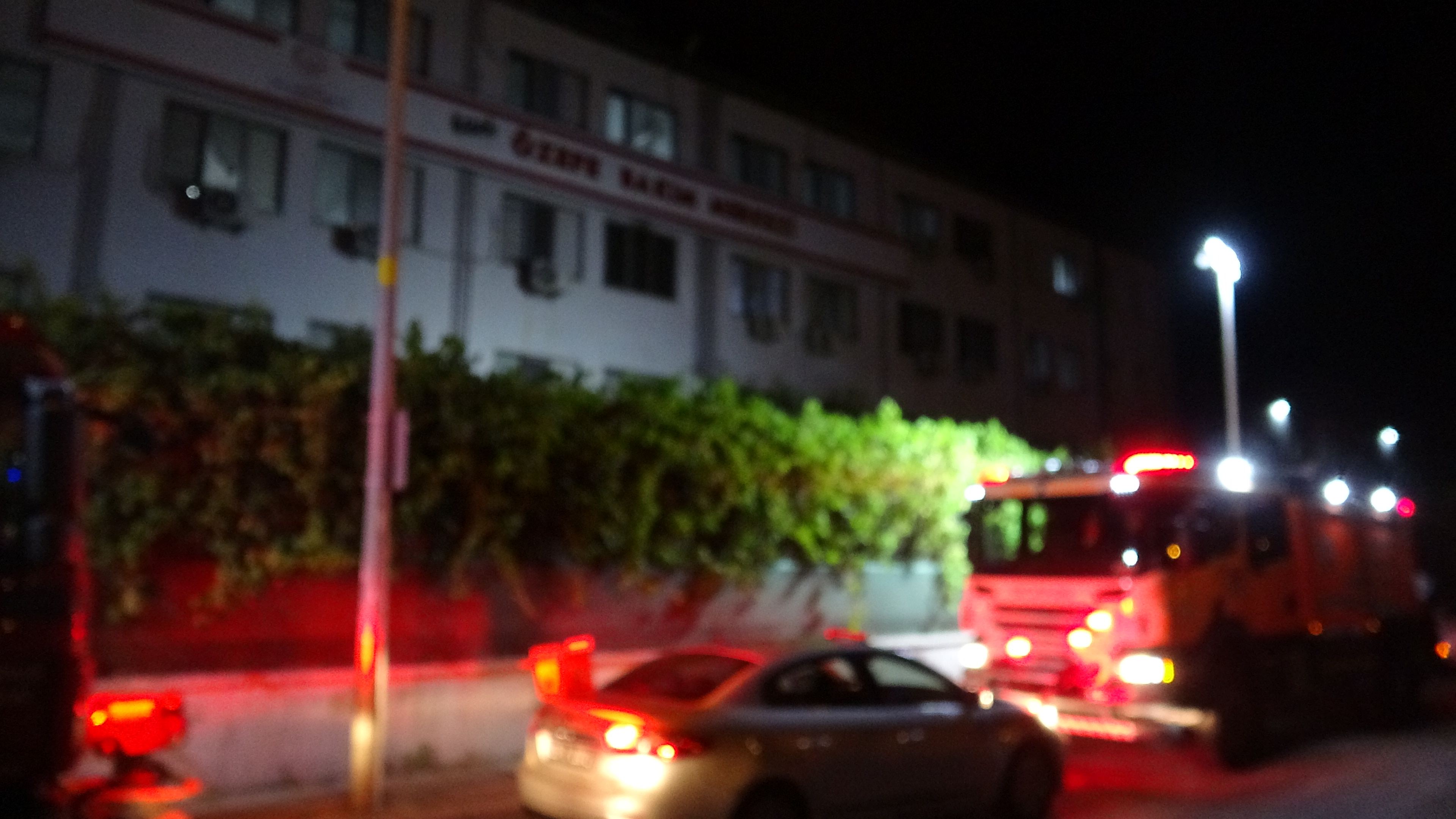 Özel Bakım Merkezinde Yangın 6 Kişi Dumandan Etkilendi (4)