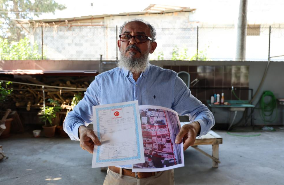 Tapulu Arazim Dedi, Sokağın Girişini Kapattı (3)