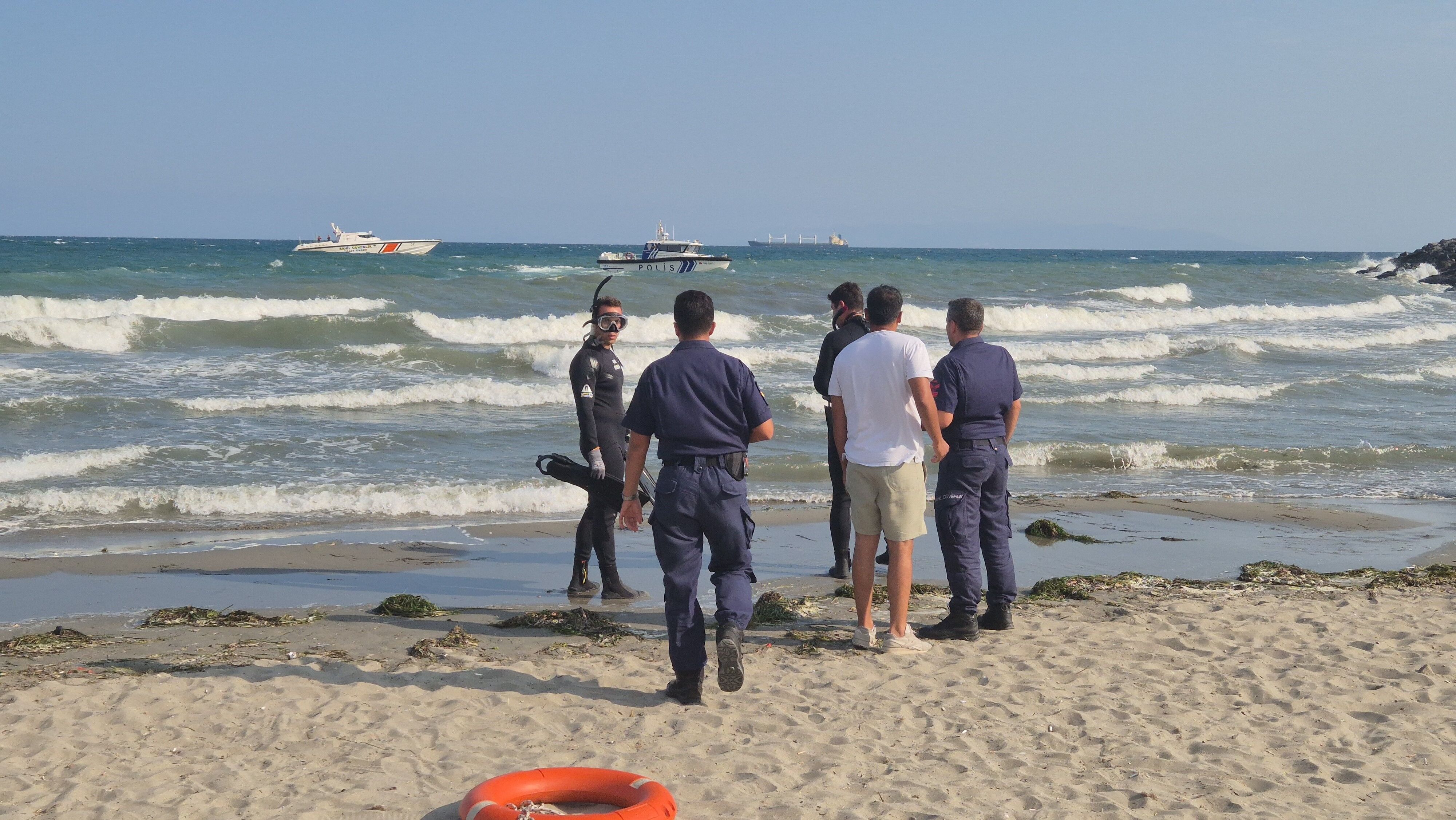 Tekirdağ'da Denizde Boğulma Tehlikesi Geçiren 3 Kişiden Biri Kayboldu (3)-1