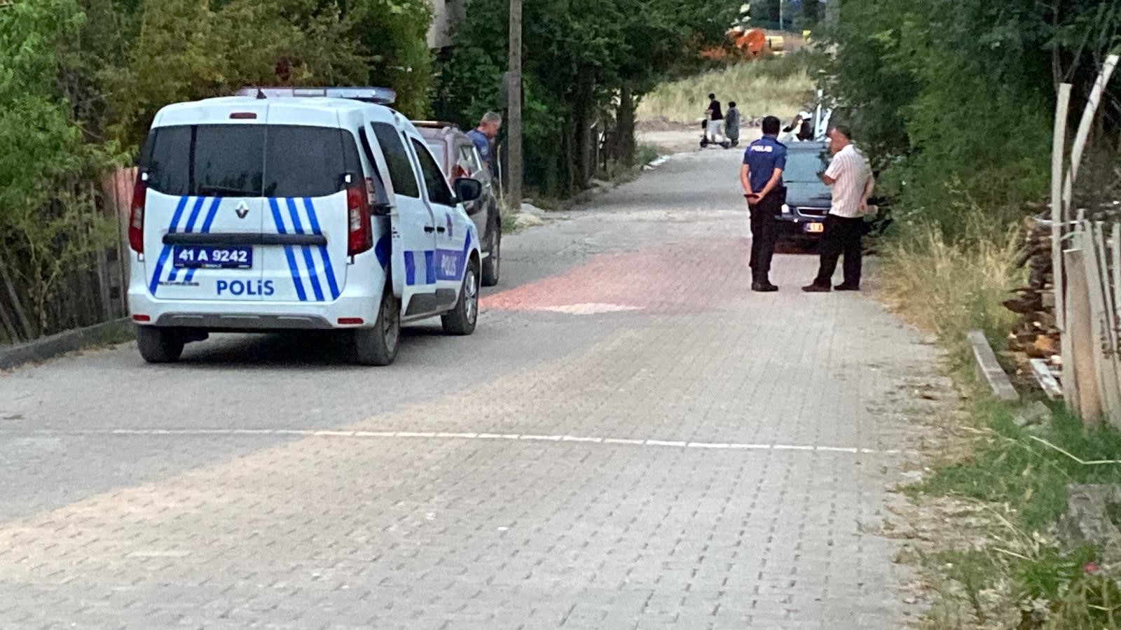 Üvey Oğlunu Göğsünden Bıçakladı (1)