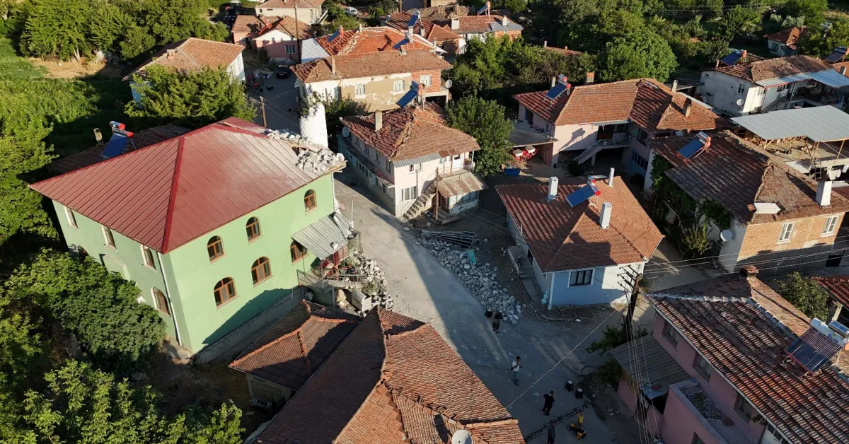 Afad, Balıkesir’deki 6.1 Büyüklüğündeki Deprem İçin Ön Raporu Açıkladı (3)