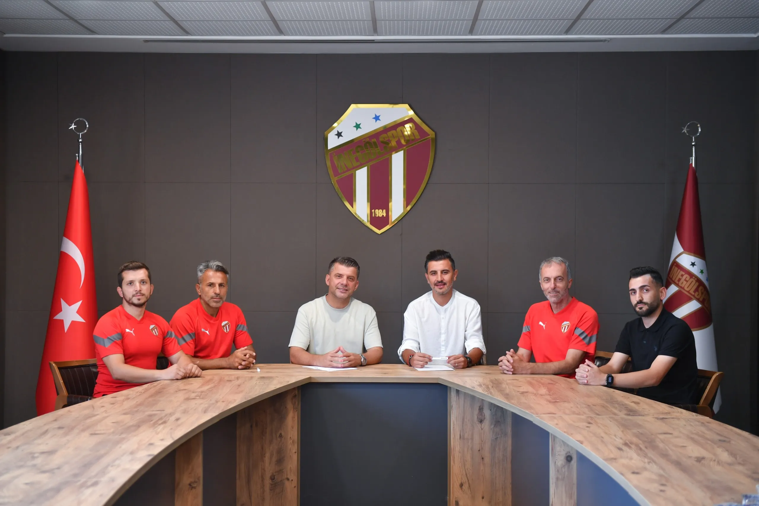 Afyon Ege Futbol Kulübü, İnegölspor’un Altyapı Pilot Takımı Oldu (1)