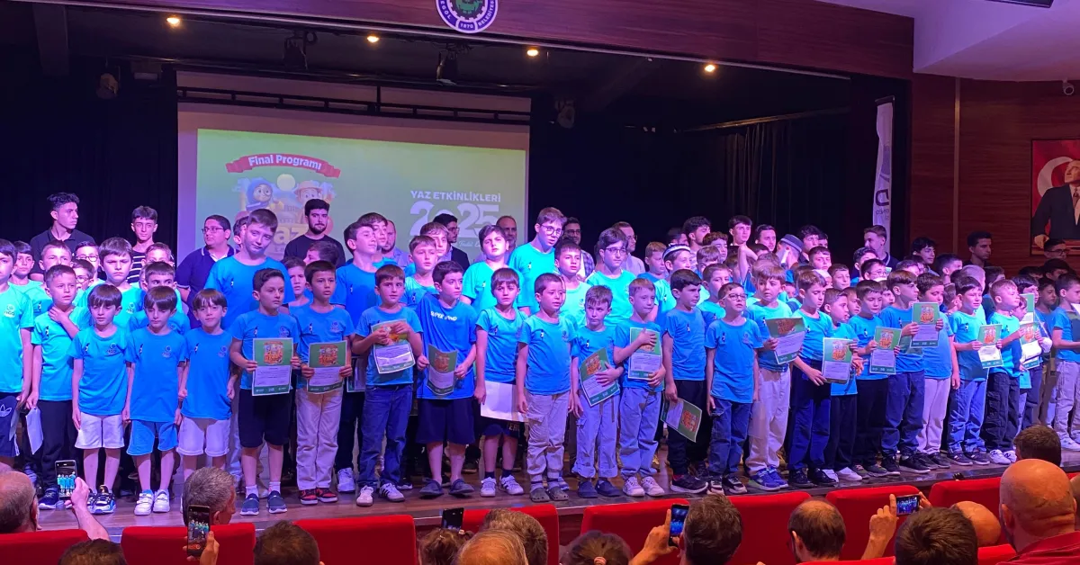 Agd Yaz Etkinlikleri Kapanış Programı Coşkuyla Gerçekleşti (1) Gencgazete