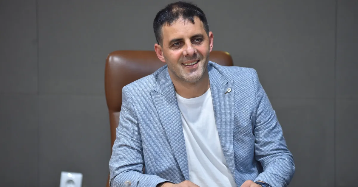 Akhisarspor Yönetiminden İnegölspor’a Yeni Sezon Öncesi Ziyaret (4)