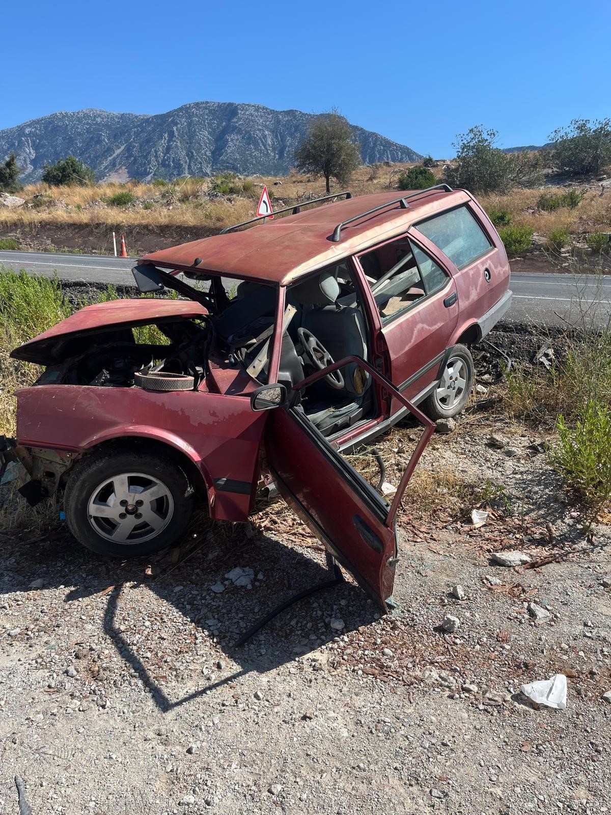 Antalya Konya Yolunda Feci Kaza 1’I Ağır 6 Yaralı (1)