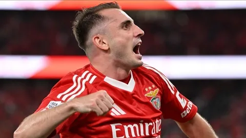 Benfica Transferi Açıkladı Kerem Aktürkoğlu Resmen Fenerbahçe'de (1)