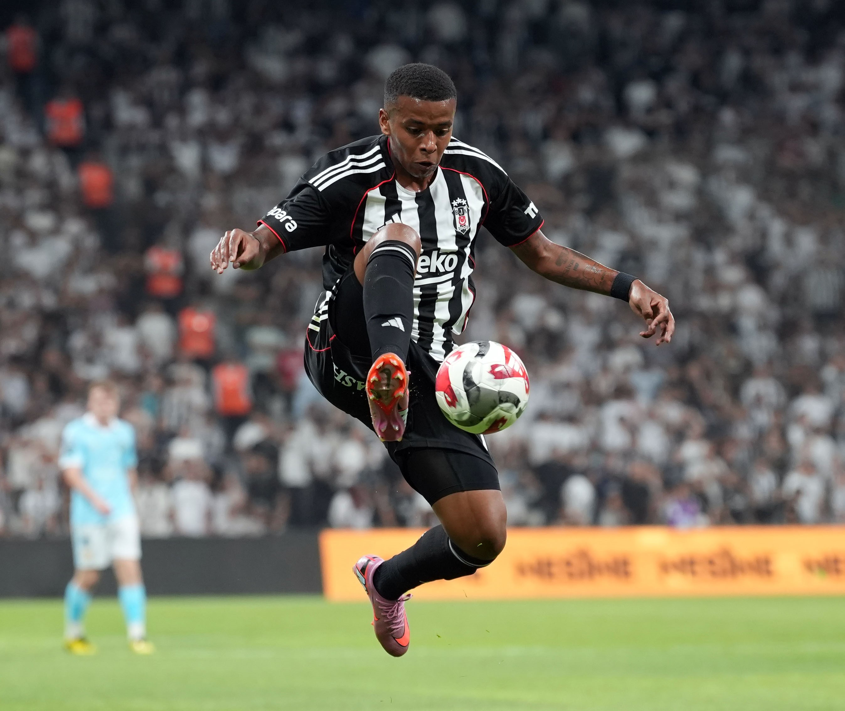 Beşiktaş, Play Off’a Yükseldi (1)