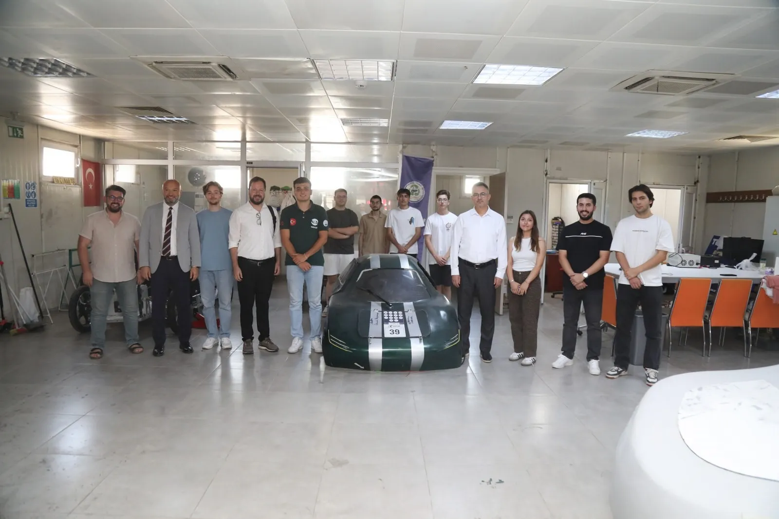 Btü Öğrencileri Teknofest’e Timsah Tasarımlı Ve Hibrit Araçlarla Hazırlanıyor (3)