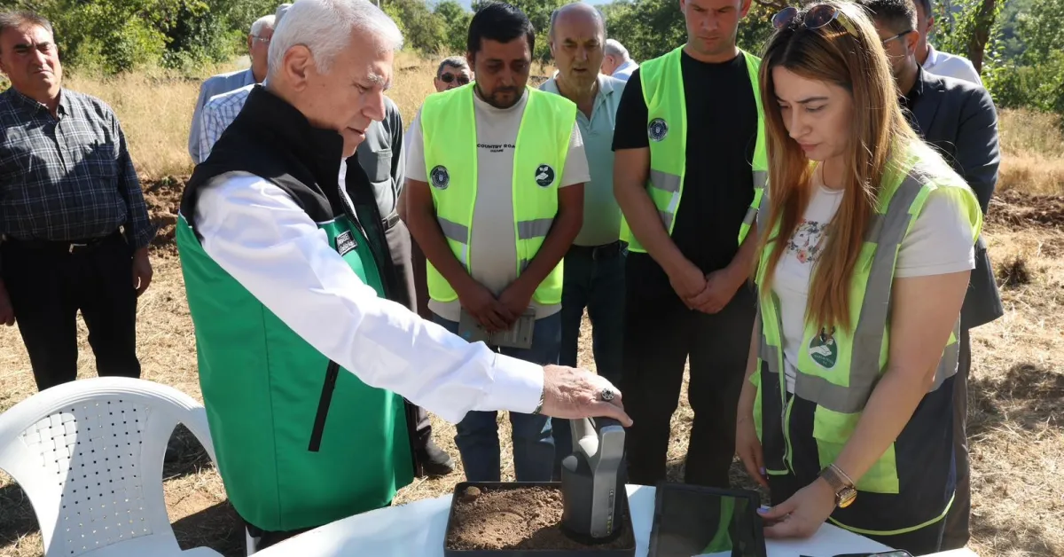 Bursa Büyükşehir’den Çiftçiye Mobil Toprak Analizi Projesi (4)