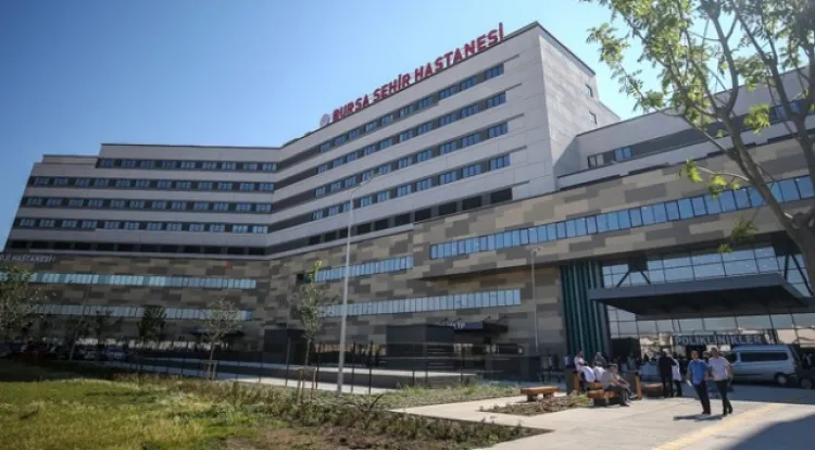 Bursa Şehir Hastanesi'ne Personel Alımı Yapılacak İlkokul Mezunu Olmak Yeterli! (1)