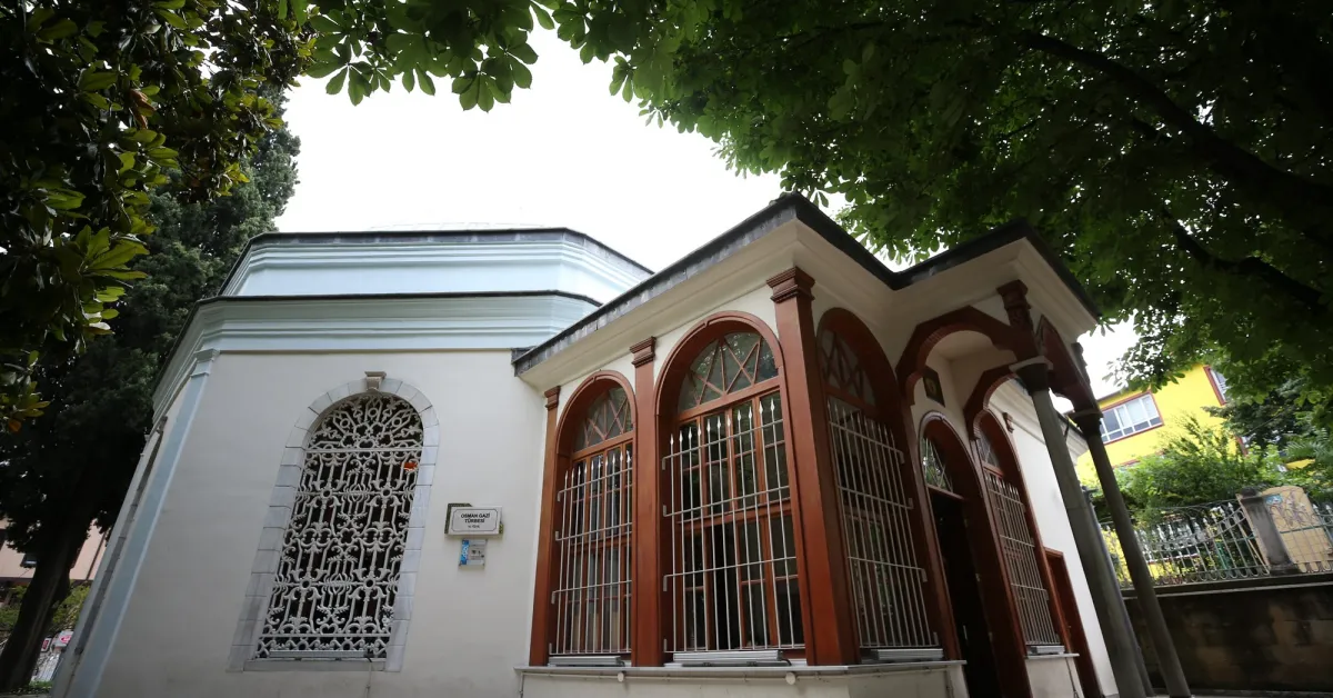 Bursa Tophane Saat Kulesi Ne Zaman Yapıldı, Kaç Kez Yıkıldı Osman Gazi'nin Mezarı Gerçekten Orada Mı İşte Detaylar.. (3)