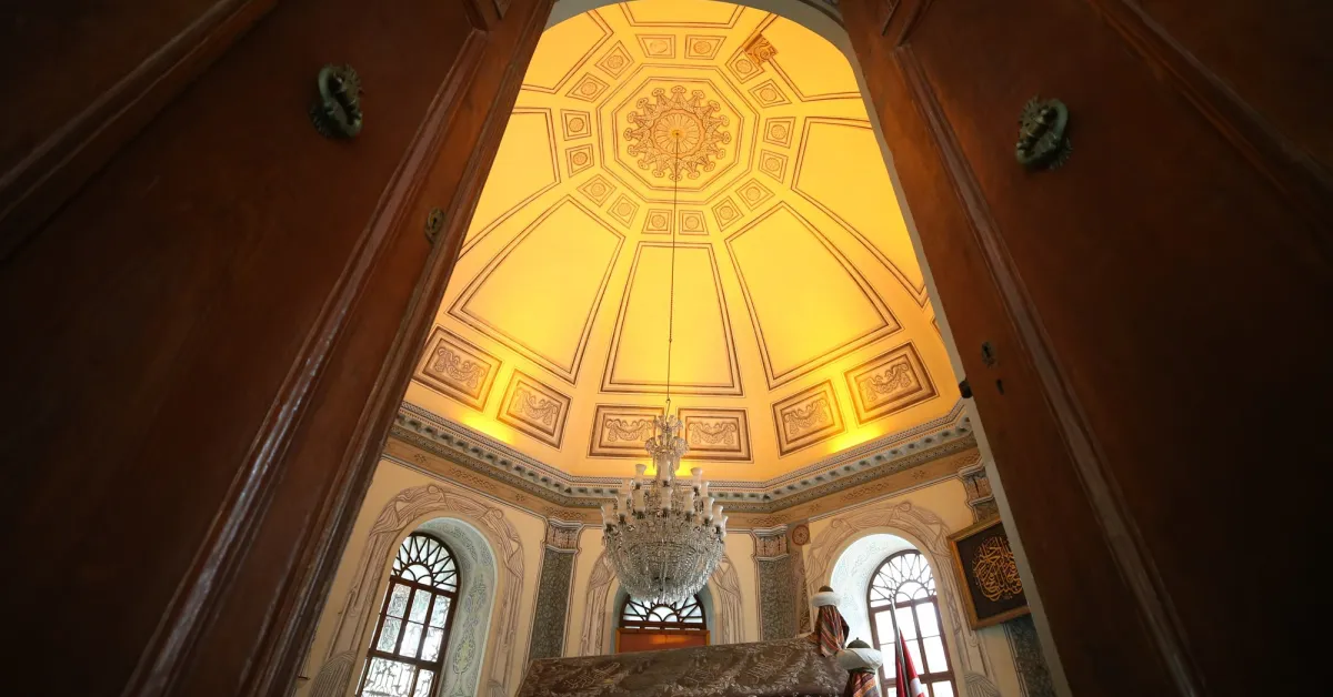 Bursa Tophane Saat Kulesi Ne Zaman Yapıldı, Kaç Kez Yıkıldı Osman Gazi'nin Mezarı Gerçekten Orada Mı İşte Detaylar.. (4)