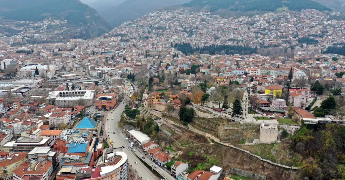 Bursa Tophane Saat Kulesi Ne Zaman Yapıldı, Kaç Kez Yıkıldı Osman Gazi'nin Mezarı Gerçekten Orada Mı İşte Detaylar.. (5)