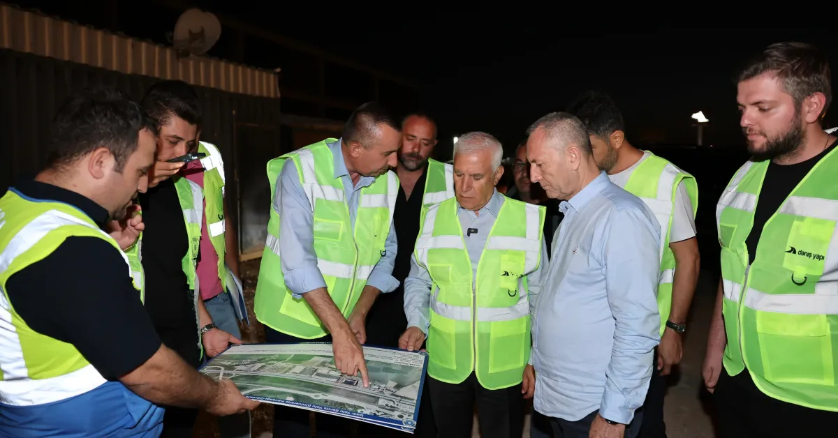 Bursa’da 17 İlçede 64 Noktada Yol Çalışmaları Gece Gündüz Sürüyor (3)