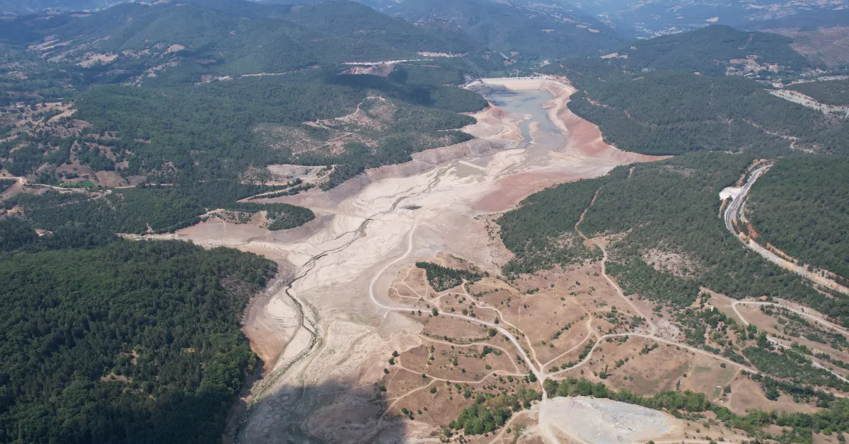 Bursa’da Su Krizi Derinleşiyor! Nilüfer Barajı Kurudu (1)