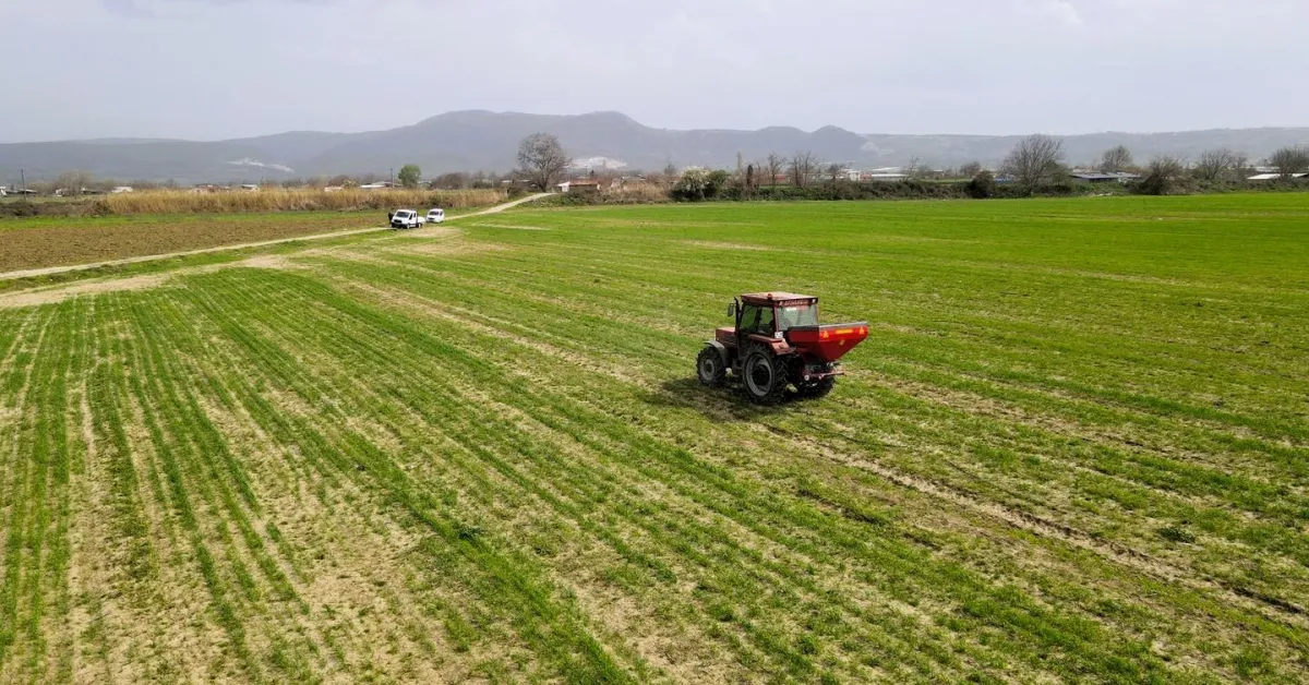 Bursa’da Tarım Plast Fabrikası’nda 15 Bin Bidon Sıvı Gübre Üretildi (1)