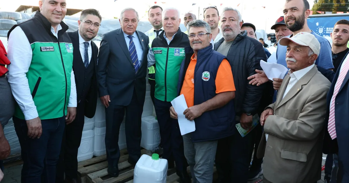 Bursa’da Tarım Plast Fabrikası’nda 15 Bin Bidon Sıvı Gübre Üretildi (2)