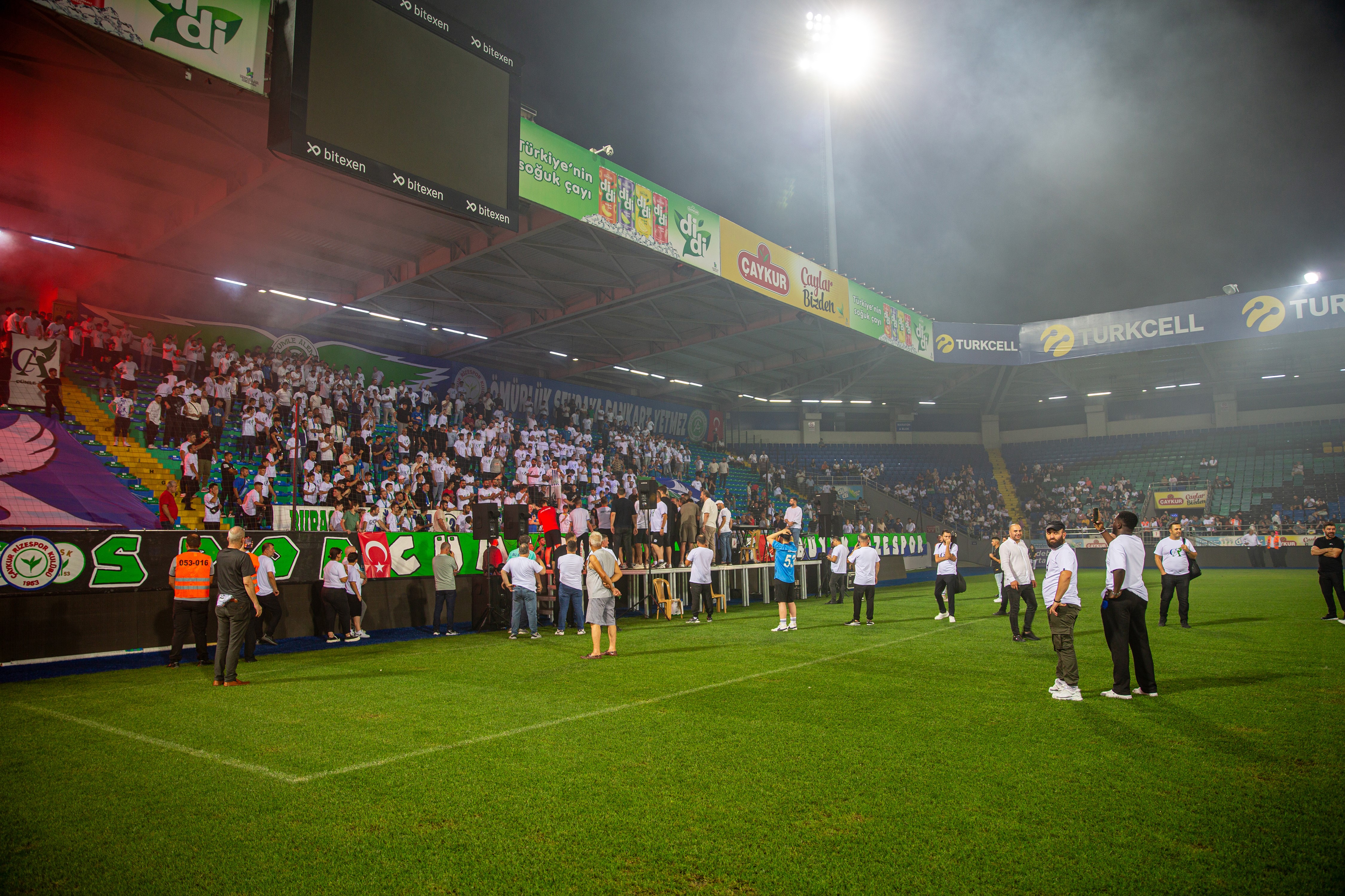 Çaykur Rizespor'dan Sezon Açılışı Ve Taraftarlarla Buluşma Etkinliği' (2)