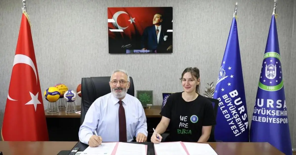 Genç Gazete Bursa Büyükşehir Belediyespor Kadrosunu Güçlendirdi İç Ve Dış Transferler Tamamlandı