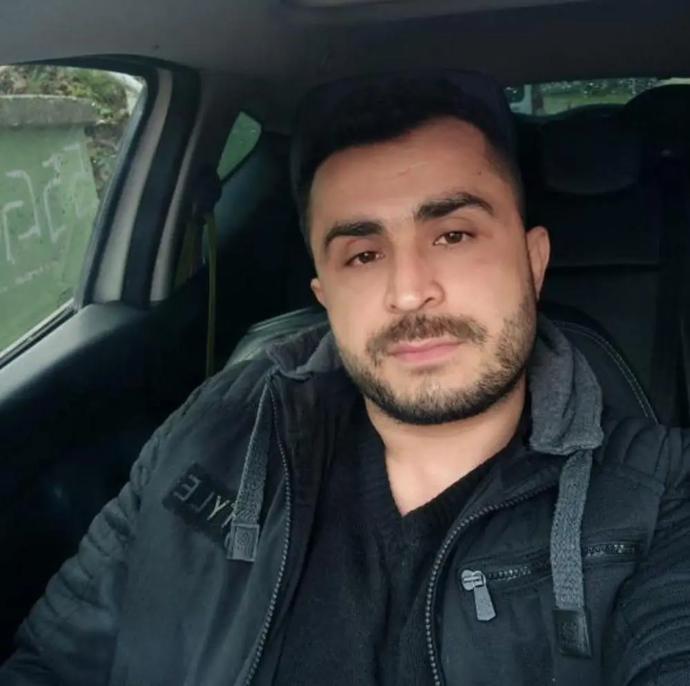 Genç Gazete Bursa’da İki Otomobil Kafa Kafaya Çarpıştı 1 Ölü, 3 Ağır Yaralı 2