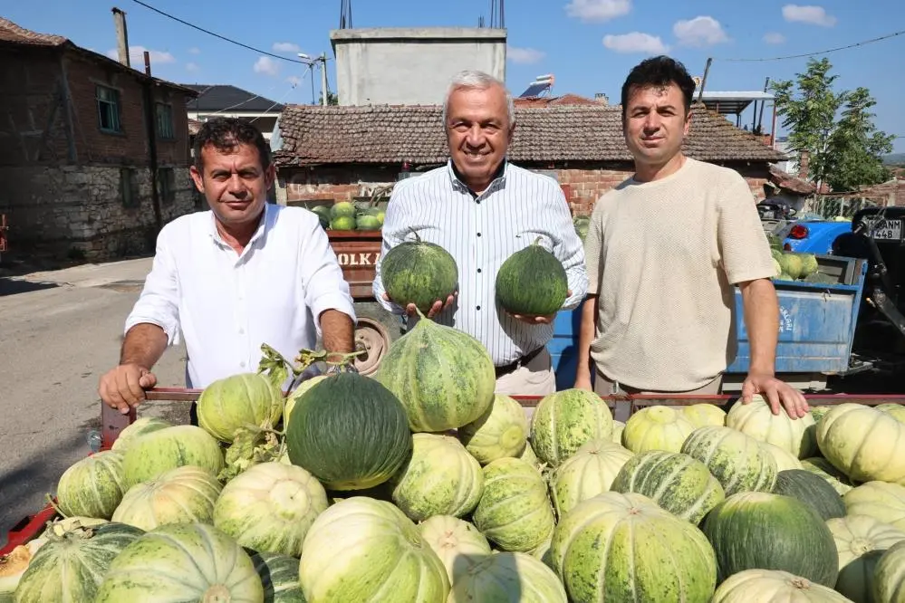 Genç Gazete Bursa'da Konaklı Kavununda Üretim İki Kat Arttı Başkan Özdemir Üreticilerle Buluştu 1