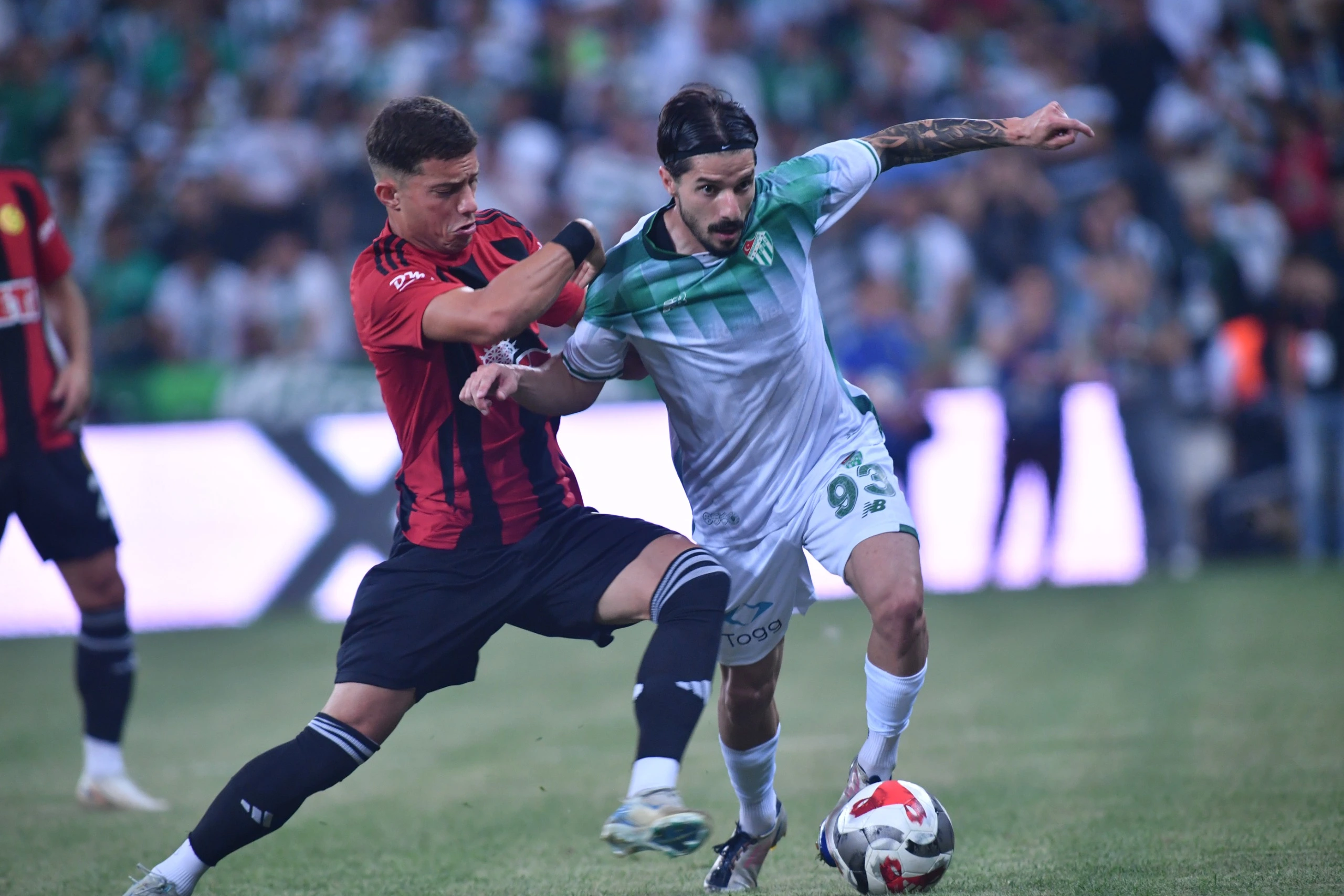 Genç Gazete Bursaspor Tribünlerde Dostluğu, Sahada Galibiyeti Yazdı 3