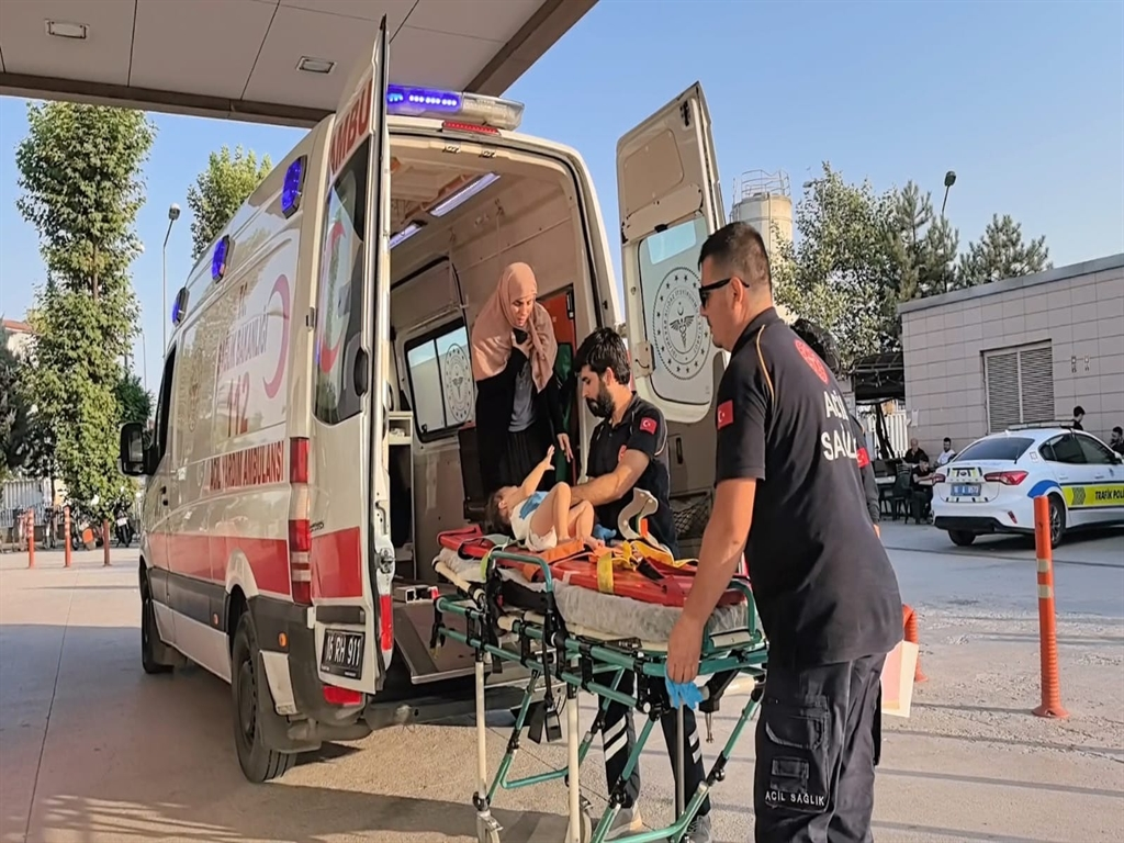 Genç Gazete İnegöl’de 1,5 Yaşındaki Çocuk Balkondan Düşerek Yaralandı 1