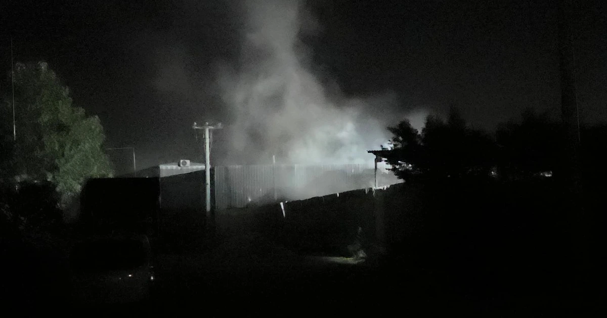 Genç Gazete İnegöl’de Geri Dönüşüm Deposunda Yangın İtfaiye Eri Ağır Yaralandı