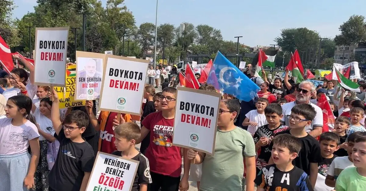 Genç Gazete İnegöl'de Minik Yürekler Gazze İçin Tek Yürek 4