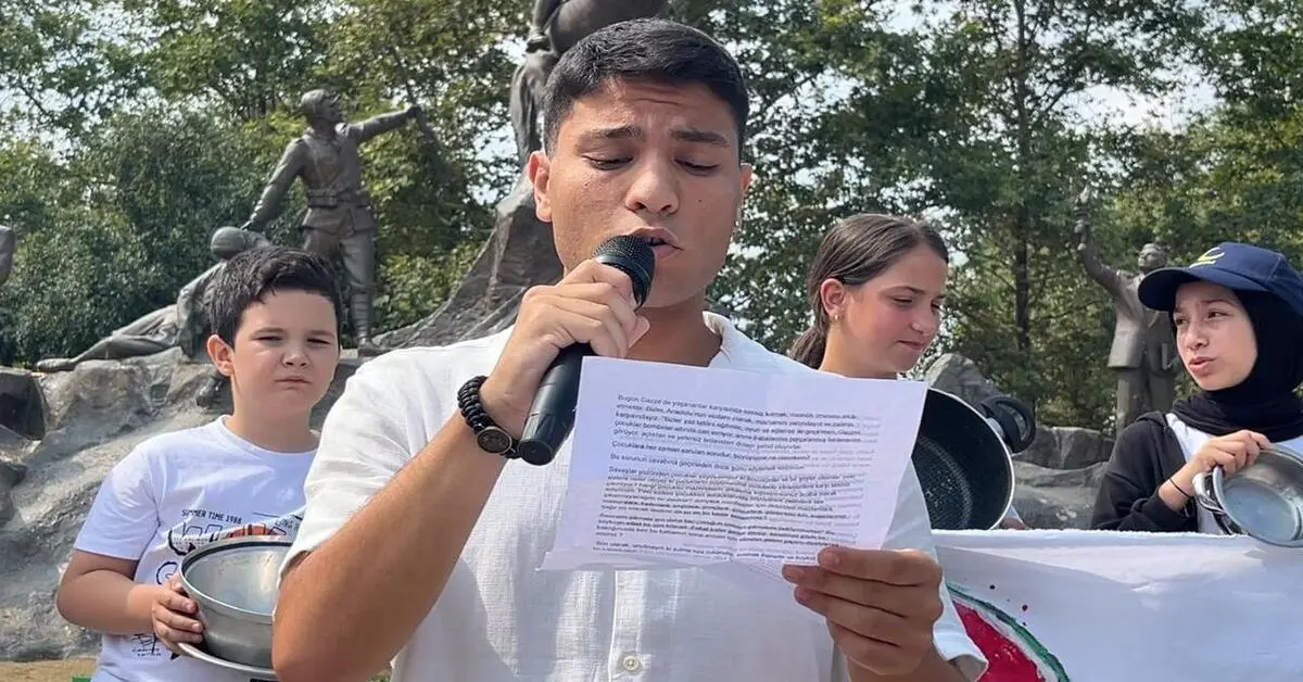 Genç Gazete İnegöl'de Minik Yürekler Gazze İçin Tek Yürek 6