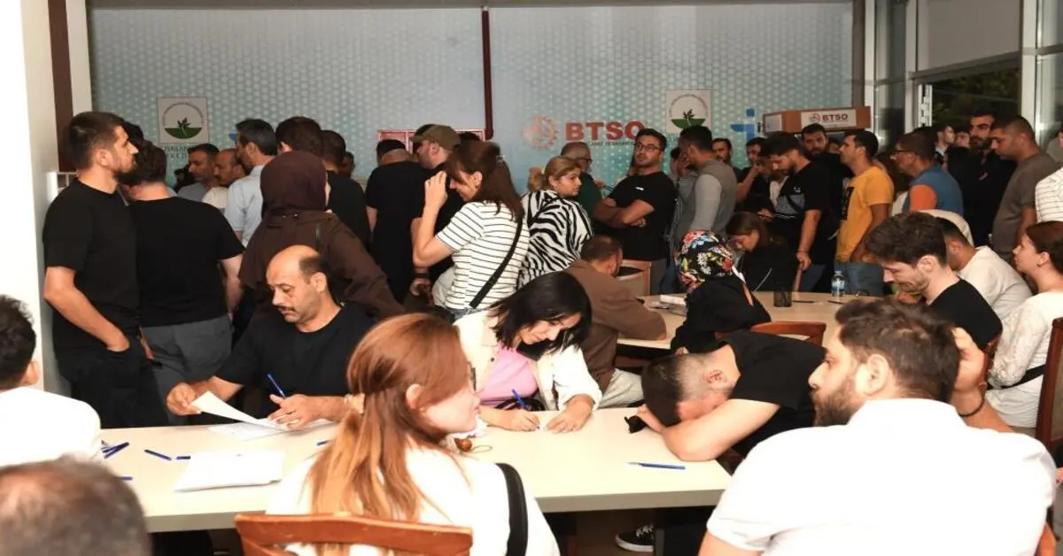 Genç Gazete Osmangazi’de İstihdam Buluşmasıyla 50 Kişi İş Sahibi Oldu