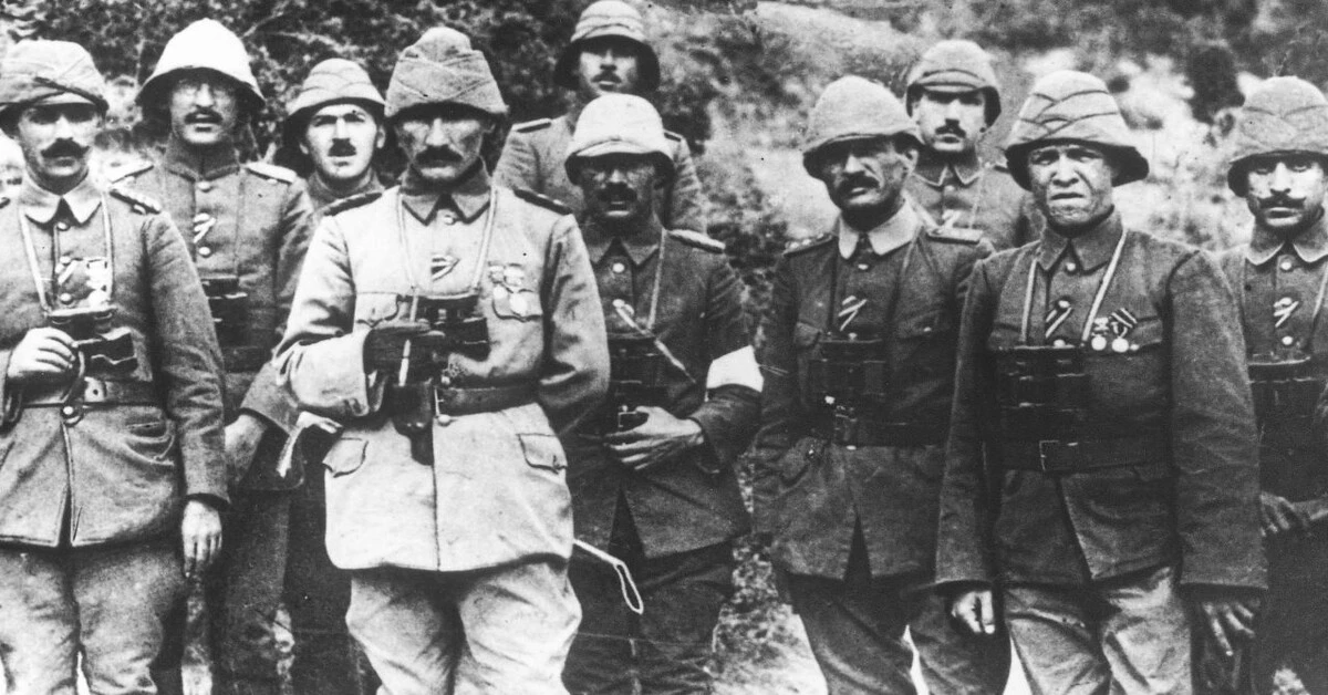 Genç Gazete Osmanlı Taht Değişiminden Hawai Orman Yangınına Kadar 8 Ağustos Tarihte Bugün! 2