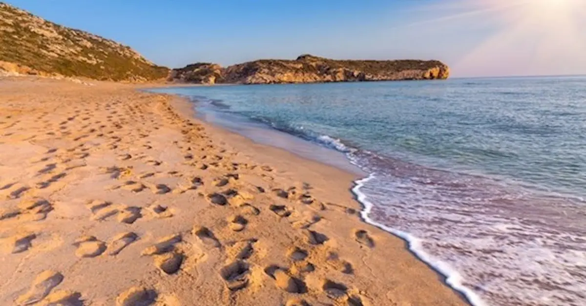 Genç Gazete Türkiye'de Taşa Basmadan Denize Girilecek En Güzel Yerler Hangileridir, Kum Gibi Plajlar Nerededir