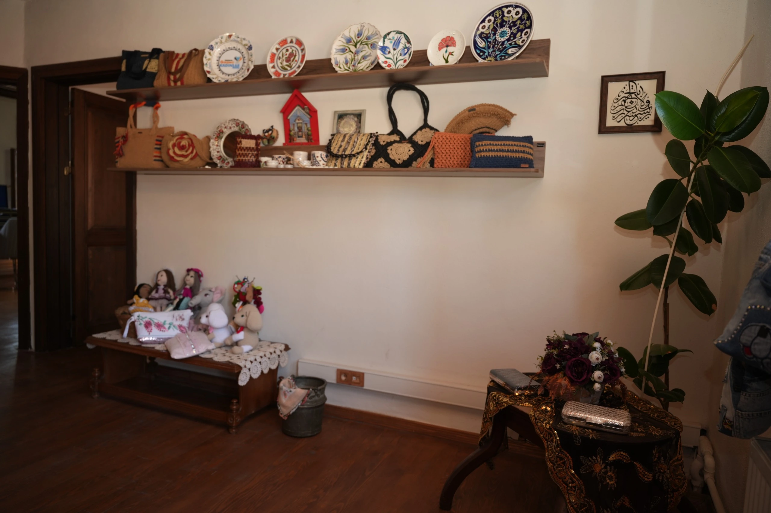 Genç Gazete Yenişehir’de Tarihi Sarı Köşk Kadın Girişimcilerin Hizmetine Açıldı 3