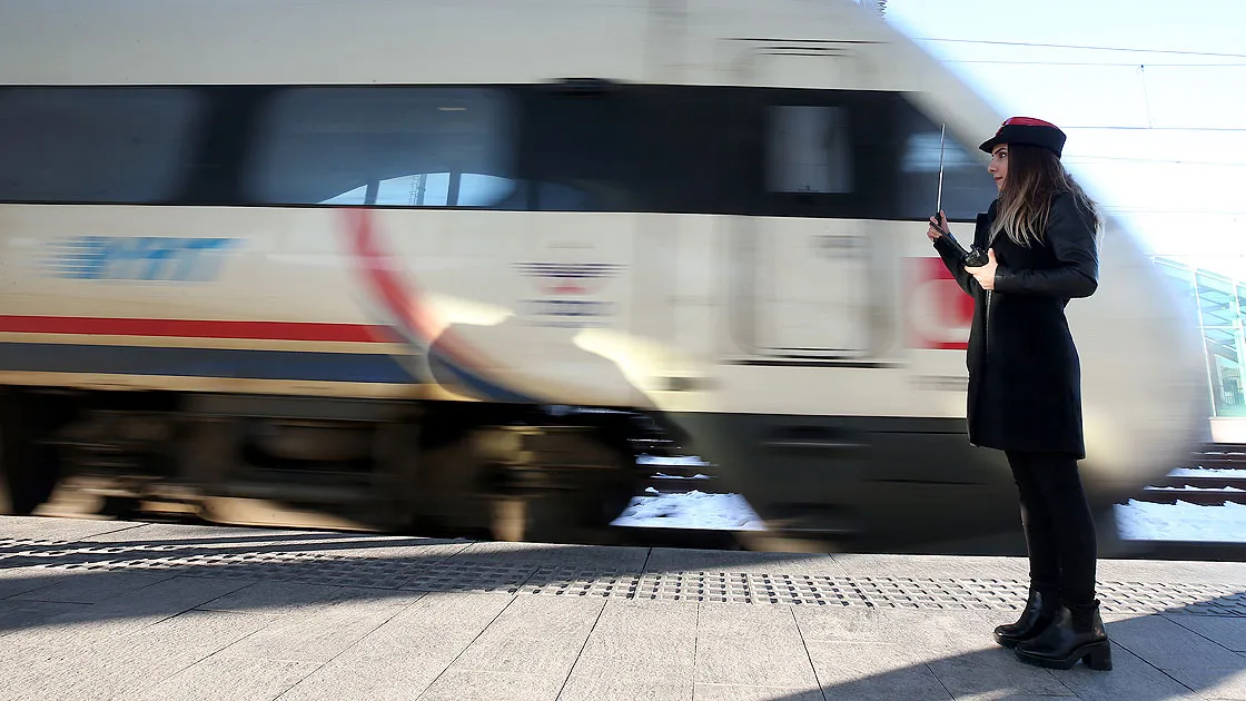 Hareket Memuru Nedir Ve Bu Görevin Maaşı Ne Kadardır (2)